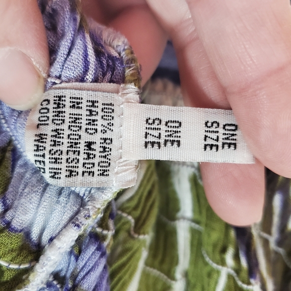 Hawaiian Print Stretch Dress - Picture 11 of 11